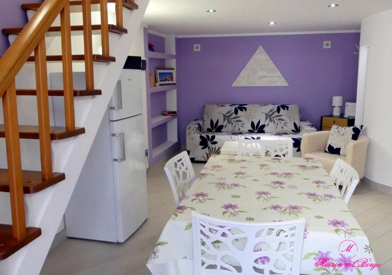 Casa Vacanza Vieste In Centro - Maison Del Borgo Extérieur photo